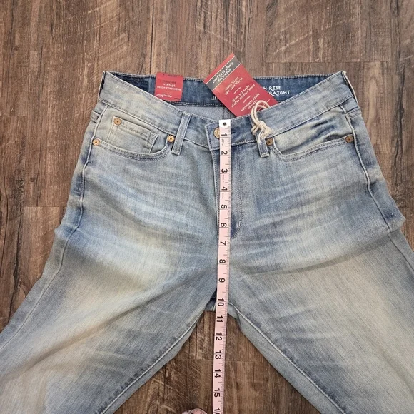 Levi's Signature High Rise Ankle Straight Jeans Size 8 Light Blue Distressed NWT - Picture 13 of 14